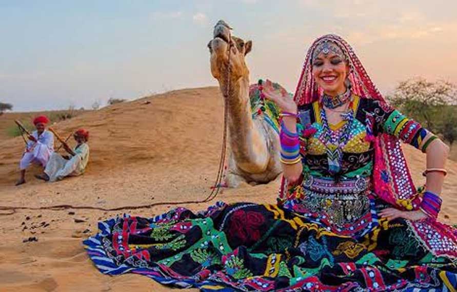 Cultural Show in Golden Sand Dunes